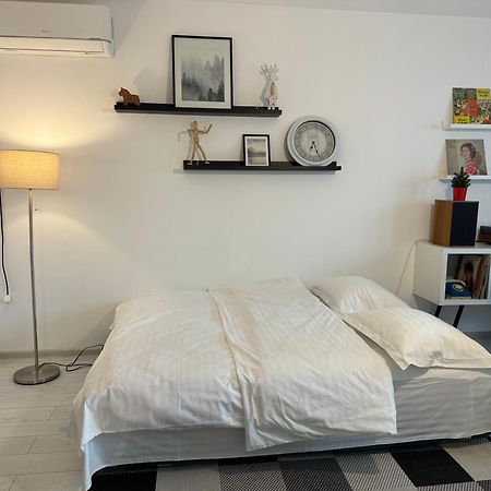 Evan Cozy Flat With Balcony & Parking, 13 September Βουκουρέστι Εξωτερικό φωτογραφία