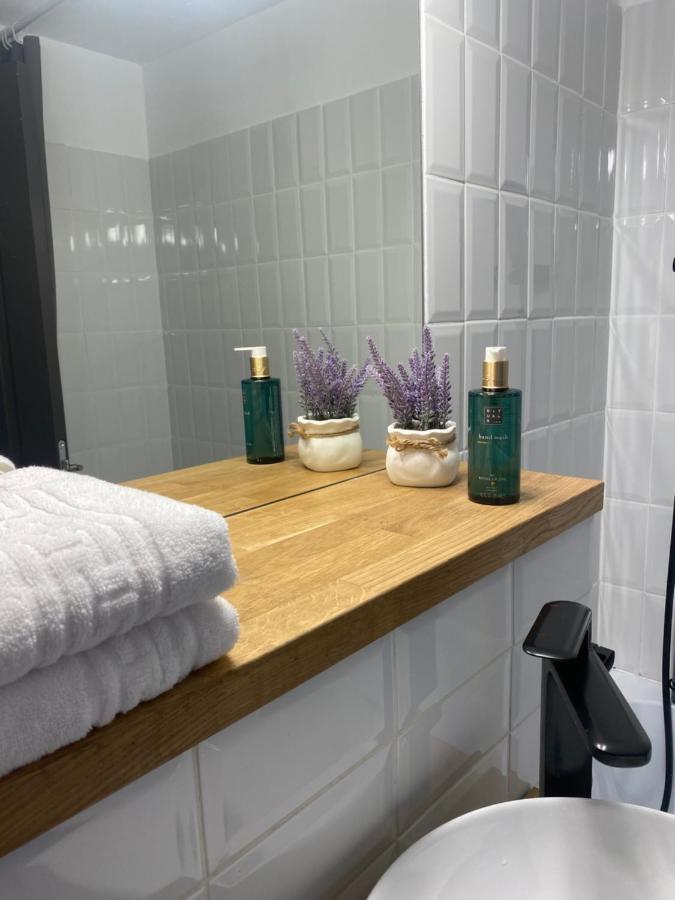 Evan Cozy Flat With Balcony & Parking, 13 September Βουκουρέστι Εξωτερικό φωτογραφία